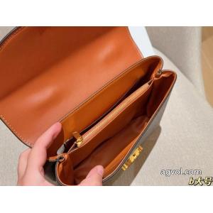 ブランド コピー 通販注目新ブランド清潔感の高い新品セリーヌバッグ