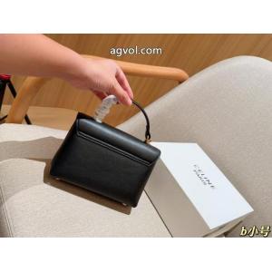バッグブランド コピー 激安根強い人気定番商品旬デザインセリーヌ