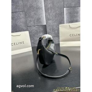 コピー 商品 通販限定生産品お洒落さんの愛用率が高いCELINEバッグ