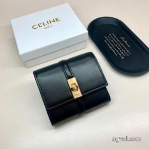 スーパー コピー  財布CELINE軽やかな印象今季話題の一級品