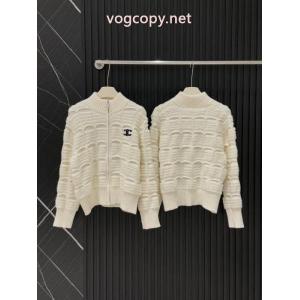 CELINE秋冬新作ジップ刺繍ロゴセーターコート