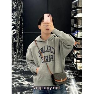 偽 ブランド 販売パーカー圧倒的な高級感 存在感◎ 今流行！セリーヌ