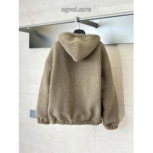 コート定番人気商品 期限限定 高級感がアップブランド コピー バックCELINE