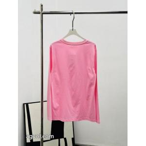 コピー ブランド 販売手元に在庫あり 人気雑誌掲載 トレンドの先長袖TシャツCELINE