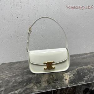 セリーヌブランド コピー 着払い通気性のいい 先行入荷 必要な一品バッグ.