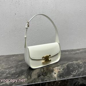 セリーヌブランド コピー 着払い通気性のいい 先行入荷 必要な一品バッグ.