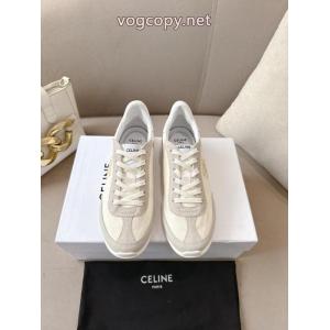 CELINE雑誌掲載 遊び心が溢れるアイテム お洒落に魅せる    スニーカー激安 ブランド.