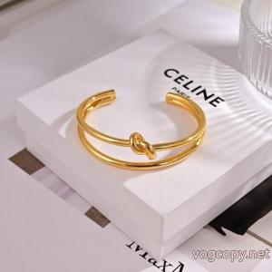 数量限定&最新作 雰囲気が違う おしゃれ上級者を目指すCELINE激安 ブランド 通販ブレスレット