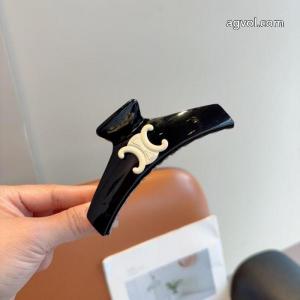 定番人気商品 26AW お早目に 新作限定　人気沸騰中セリーヌコピー ブランド 通販    アクセサリー.