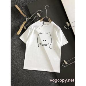 CELINE気品たっぷり 今年流行 珍しい半袖Tシャツブランド 偽物 通販
