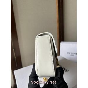  バッグスーパー ブランド コピーCELINE今や定番アイテム好評品 最安値品質保証 存在感を発揮する.