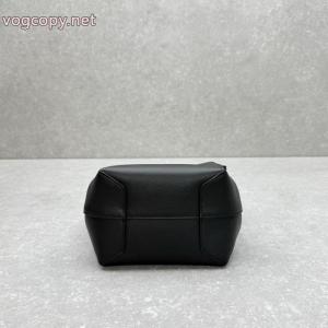 おしゃれに着こなせる 爽やかさ 今絶対に取り入れたいブランド 通販 激安CELINEバッグ.