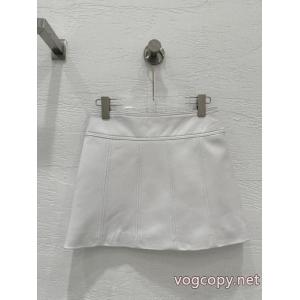 オシャレな雰囲気 着まわしアクセント 超限定即完売セリーヌ偽物 ブランド 販売ボトムス..
