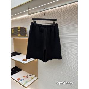 スラックスブランド スーパー コピー 舗大注目されてるアイテム 販売記念価格 トップスをインするスタイルCELINE..