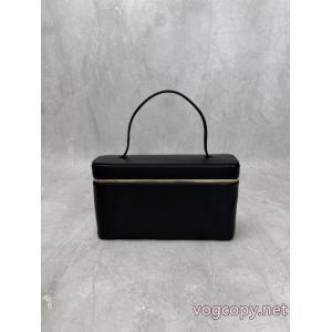 トップセラー賞受賞 プレゼントにも 透け感新作がイチ推しバッグスーパー コピー 安心CELINE.