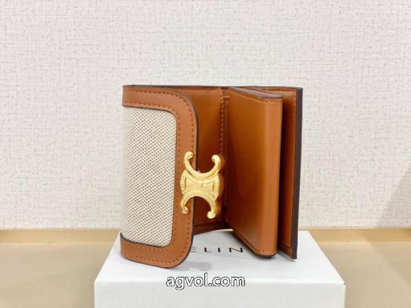 財布SS25極上発売都会的な印象のスタイルブランド コピーセリーヌ 1