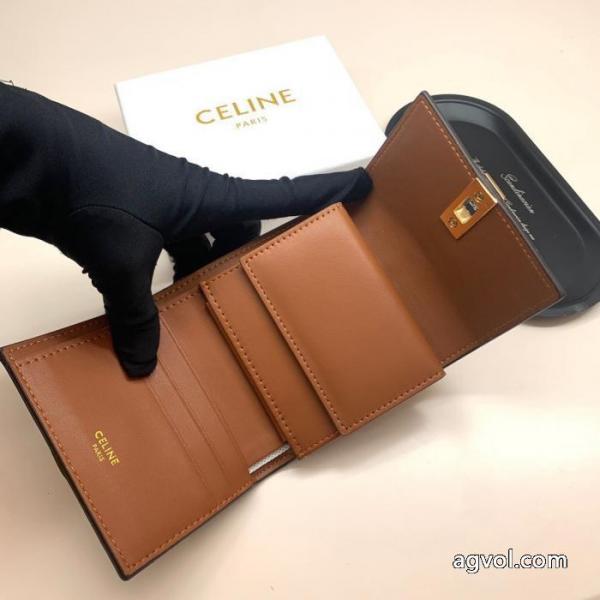 スーパー コピー  財布CELINE軽やかな印象今季話題の一級品 5 