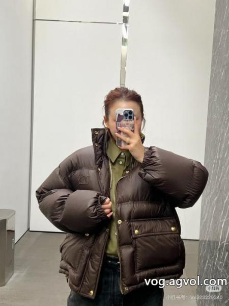 Celine2025新品スタンドカラーダウンジャケット 0