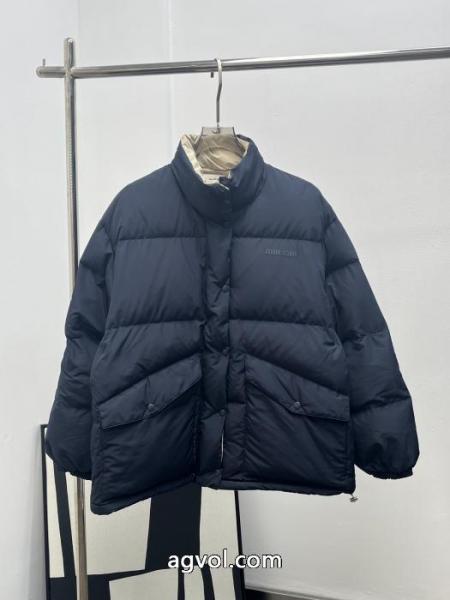 Miumiu 2025新品スタンドカラーリバーシブルダウンジャケット 1