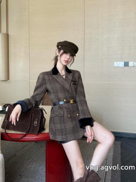 CELINE有名人の愛用者が多いブランド 高級感演出 上品スタイルコートスーパー コピー ブランド 専門 0 
