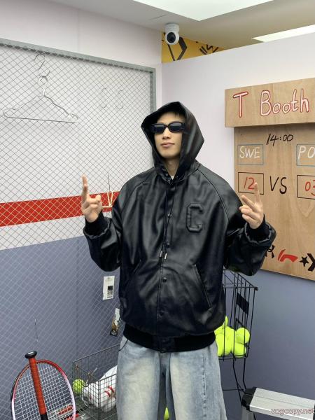 NEW大変素敵 本季新作2025最新 最近人気一番ジャケットCELINE激安 ブランド 通販 0 