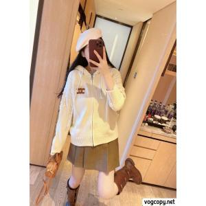 最前線2026贅沢な逸品通気性と吸汗性に優れCELINEブランド コピー s 級セーターのコート