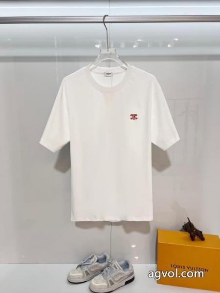 最安値激しい争奪戦 限定生産品 2026年度CELINEブランド スーパー コピー 通販半袖Tシャツ 3