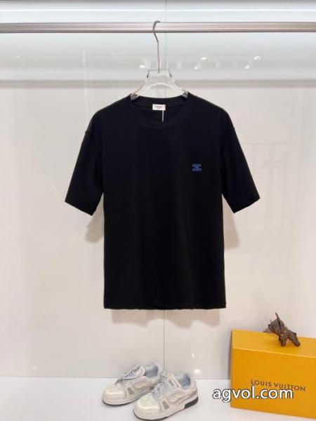 最安値激しい争奪戦 限定生産品 2026年度CELINEブランド スーパー コピー 通販半袖Tシャツ 4