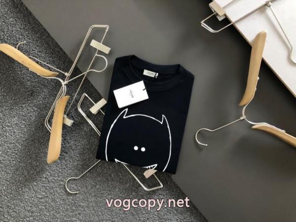 CELINE気品たっぷり 今年流行 珍しい半袖Tシャツブランド 偽物 通販 2