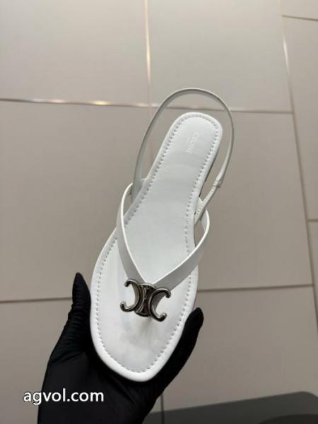 セリーヌブーツHOT品質保証 回答急募 衝撃セールで破格ブランド コピー バック.. 5 