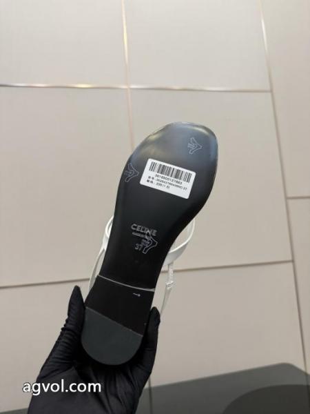 セリーヌブーツHOT品質保証 回答急募 衝撃セールで破格ブランド コピー バック.. 6 