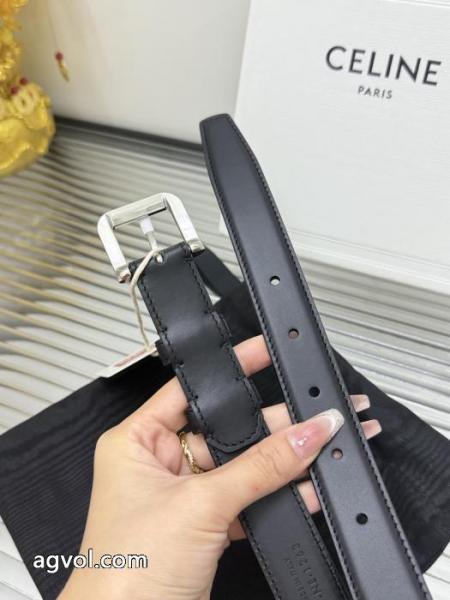 セリーヌベルトファッション感満載! 最新作防热性 日本で完売続出ブランド 偽物 通販. 3