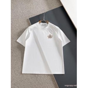 ディオール2026新発売コーナー最新半袖丸首Tシャツハイエンドオーダーデザインがスタイリッシュ！刺繍ブランドのロゴ工芸はハイエンドのカスタム生地を設計した。手触りが柔らかい着心地がよいコーナークラスの精緻な車線細工が細かい上半身の効果は無敵