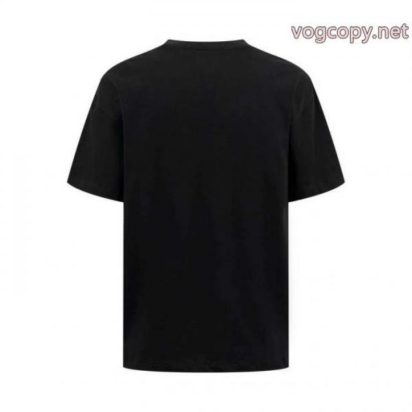ブランド コピー 着払い夏の買い必須! 今季爆発的な人気 VIP価格海外発CELINE半袖Tシャツ 4