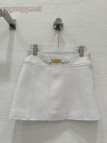 オシャレな雰囲気 着まわしアクセント 超限定即完売セリーヌ偽物 ブランド 販売ボトムス.. 1