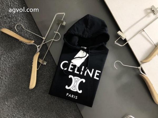 ブランド 品 激安 通販CELINE注目度の高い 圧倒的な存在感 即発2026 欲しいぃセーター 2