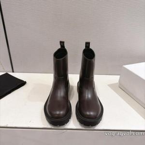 極上美品 安心の直営店買付！ 入手困難!!レア人気アイテムスーパー コピー 安心ブーツCELINE..
