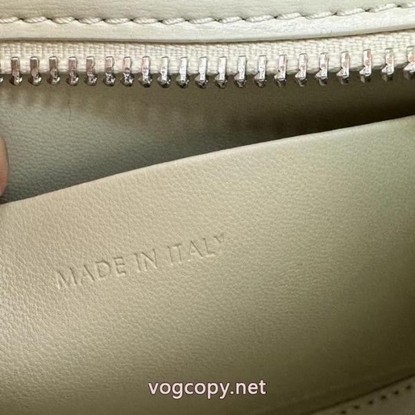 バッグコピー 品 ブランド海外限定 格好良いアイテム 人気アイテムCELINE. 6 
