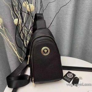 VERSACE完売確実 話題となる人気品 魅力的バッグスーパー コピー メンズ
